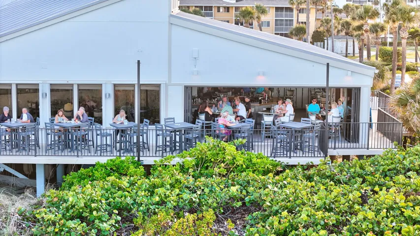 Oceanfront Dining