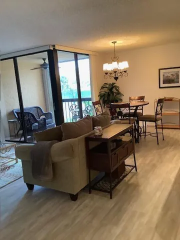 Dining/Living