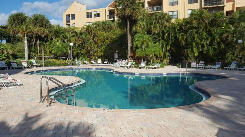 2nd Community Pool