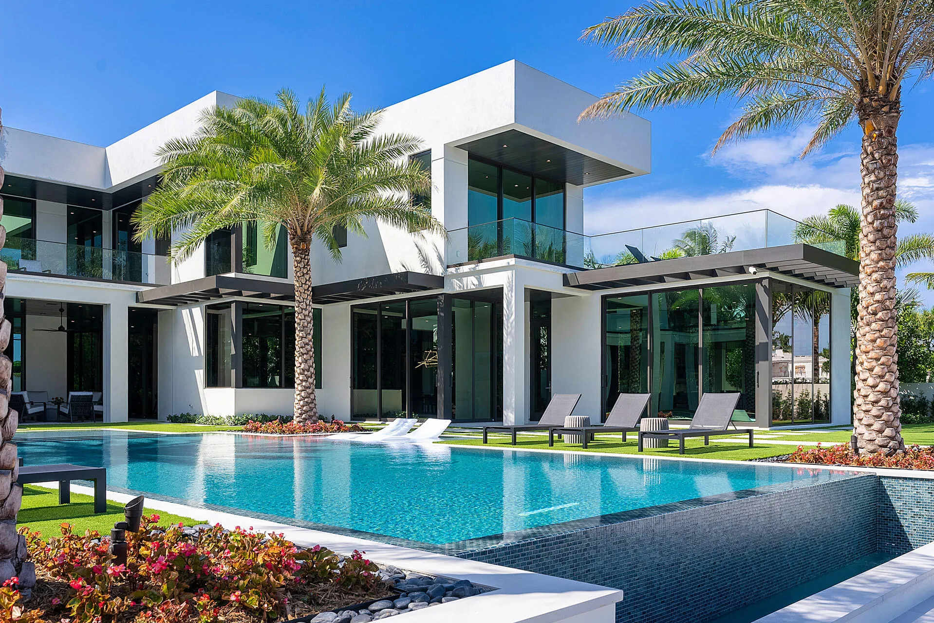 372_Alexander_Palm_Road_11