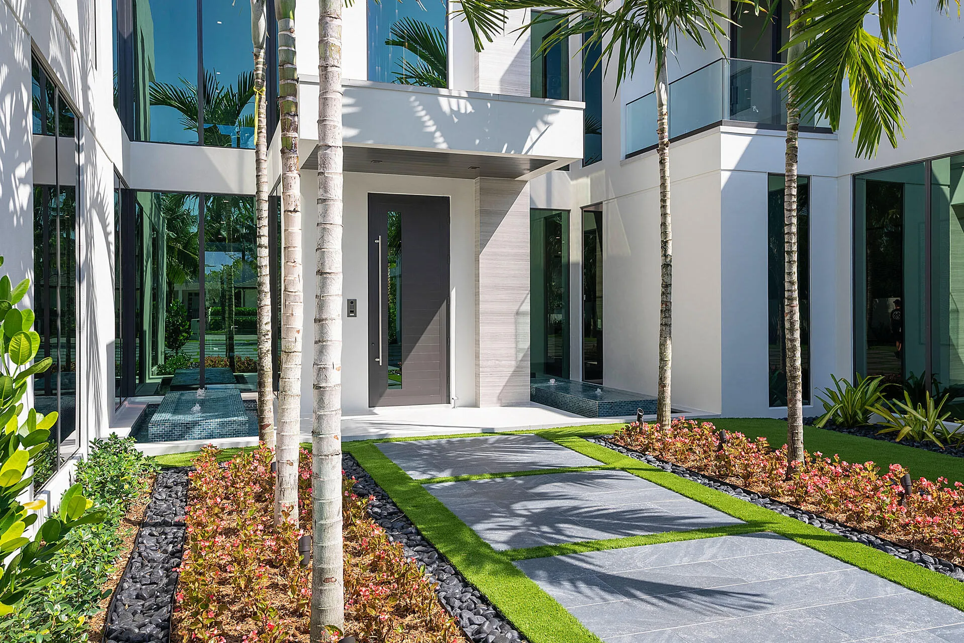 372_Alexander_Palm_Road_23