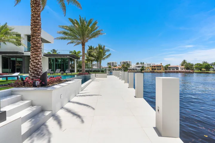 372_Alexander_Palm_Road_13