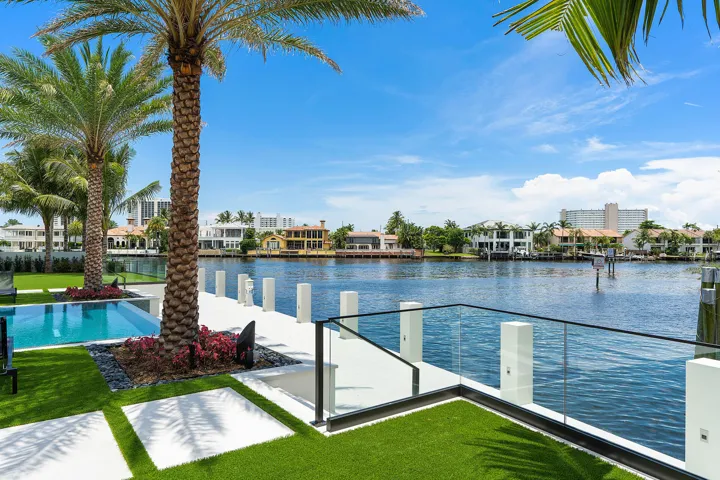 372_Alexander_Palm_Road_12