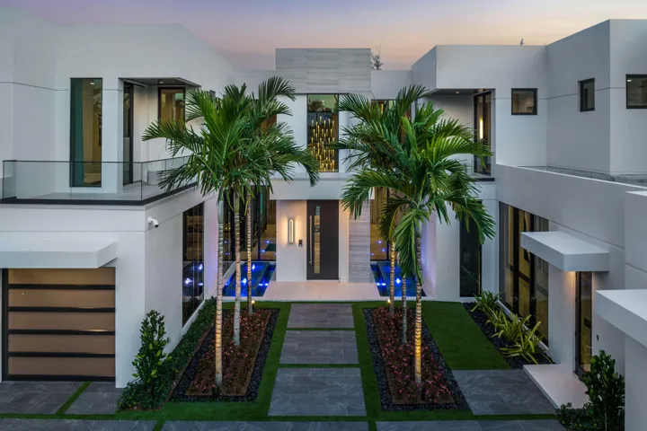 372_Alexander_Palm_Road_Dusk_19