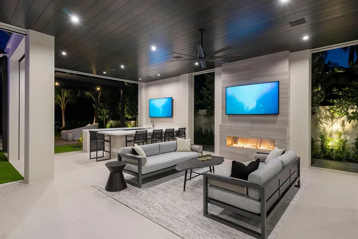 372_Alexander_Palm_Road_Dusk_15