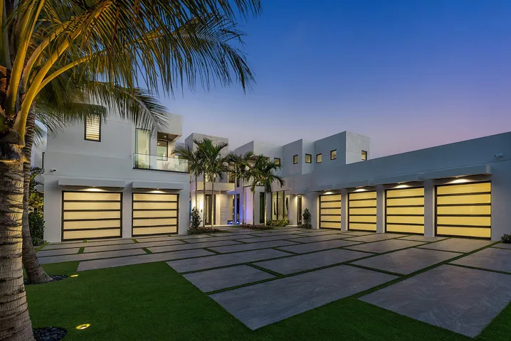 372_Alexander_Palm_Road_Dusk_03