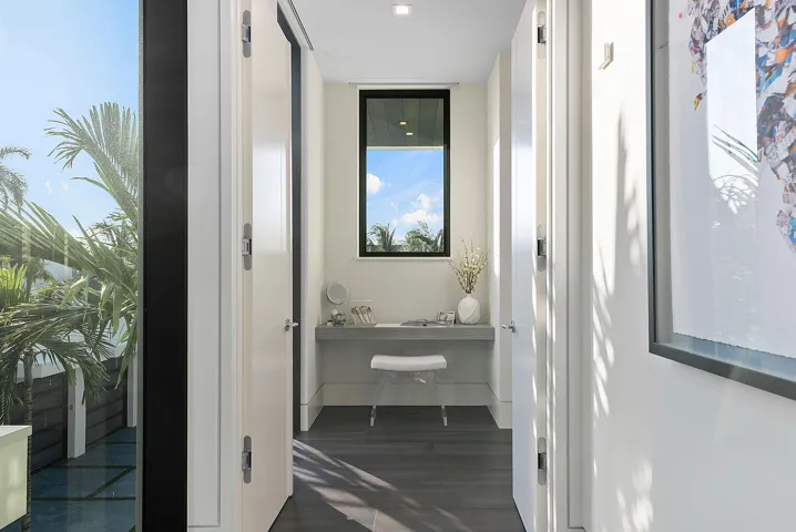 372_Alexander_Palm_Road_90
