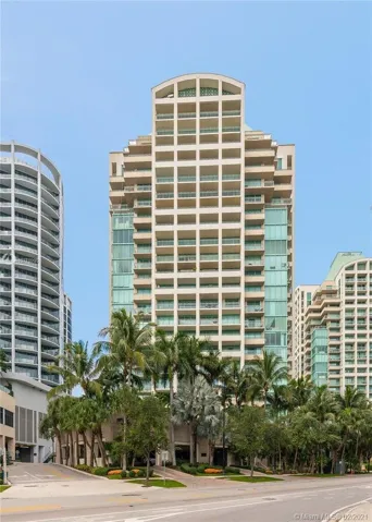 Ritz Carlton Residence Entrance