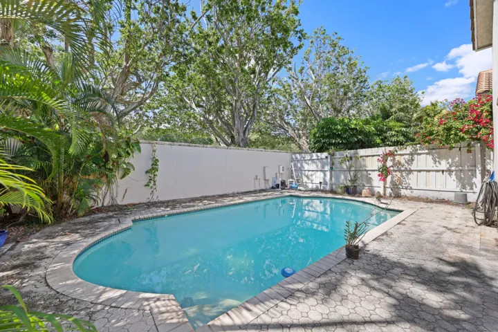 2502 NW 66th Dr - Pool (2)