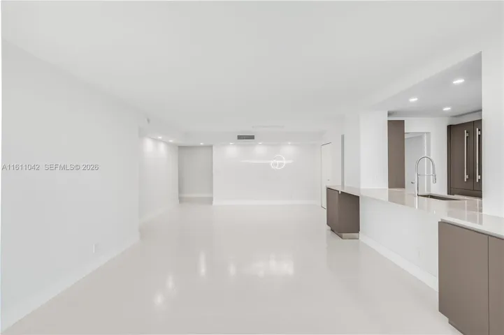 Living/Dining Area
