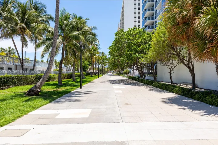 Walk-way right behind the building
