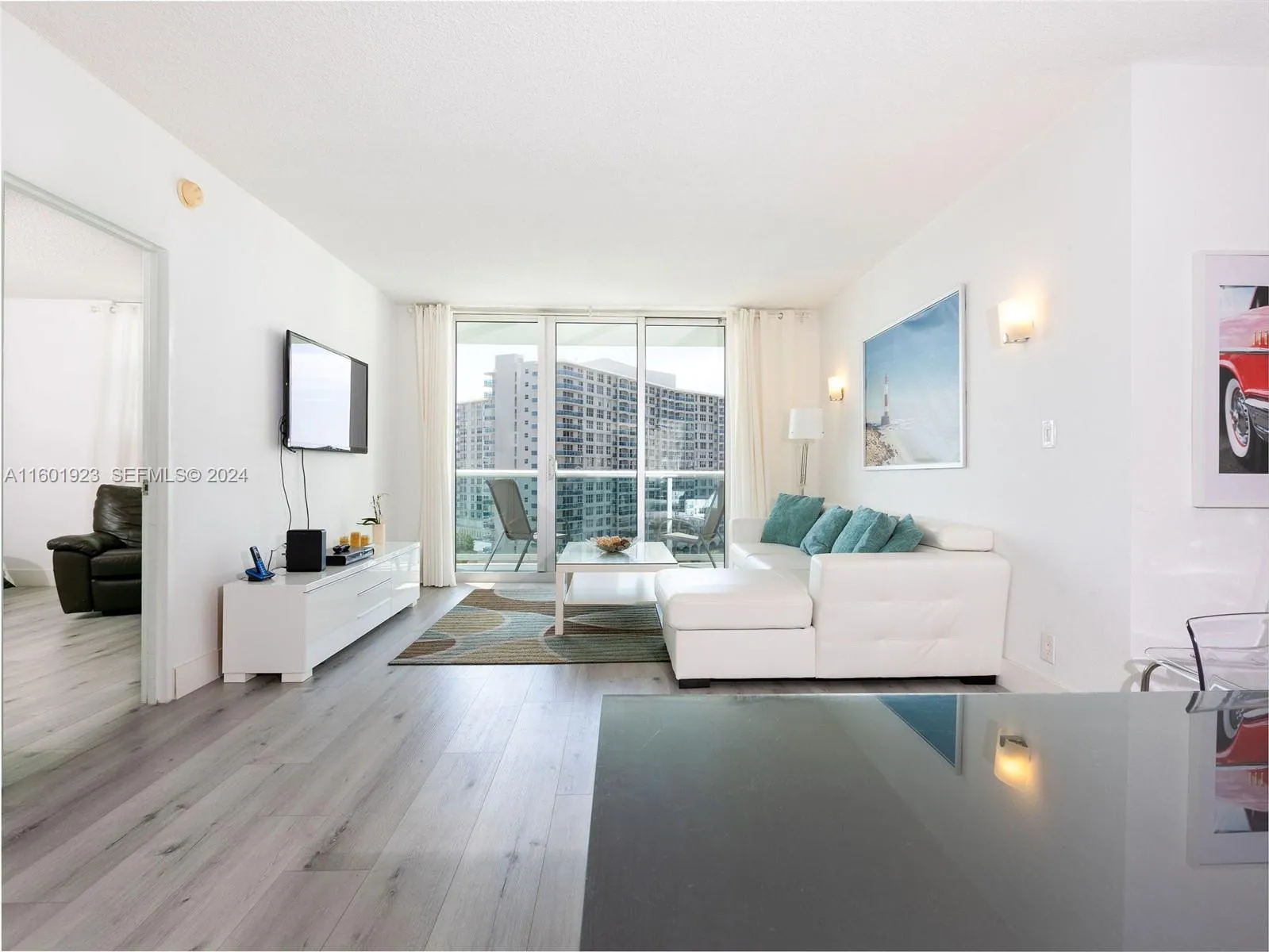 Spacios living/dining area!