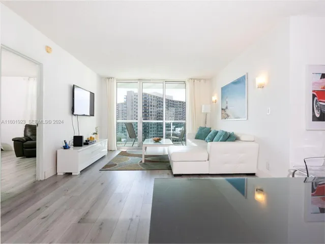 Spacios living/dining area!