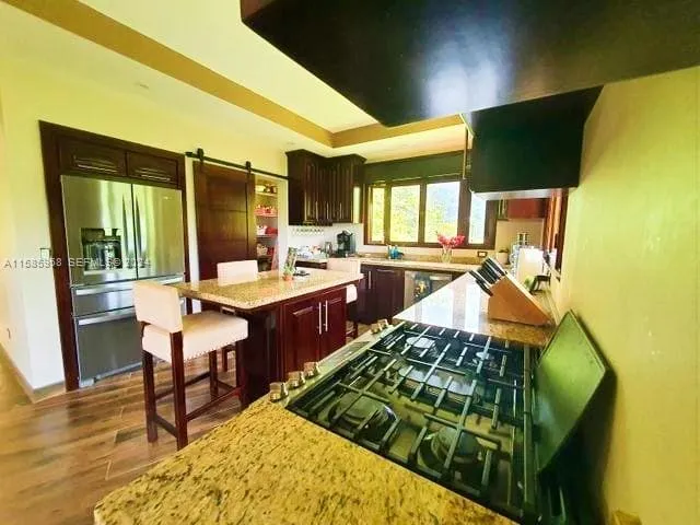 Photo 18