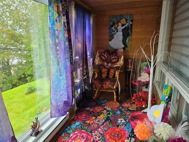 Glass Room