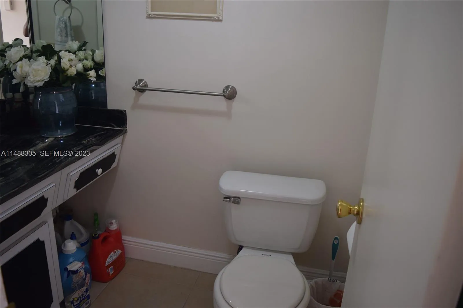 2nd bathroom
