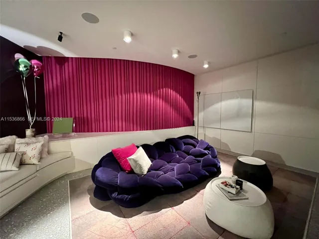 Media Room a p