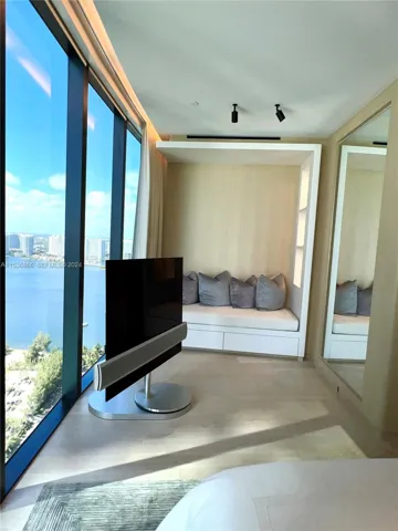 Bedroom 2 Bay View