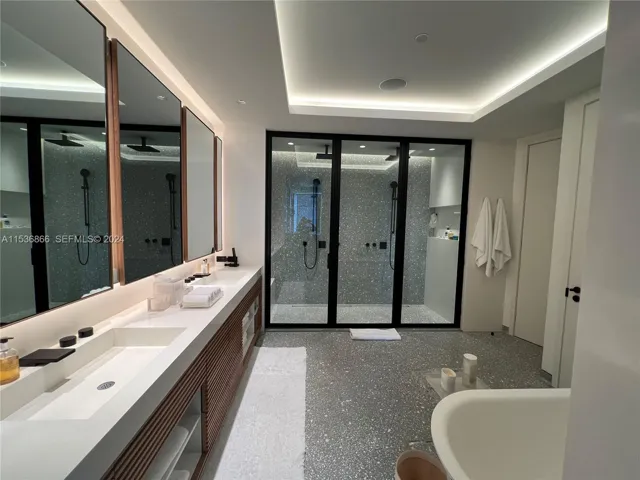 Master Bathroom Double Shower