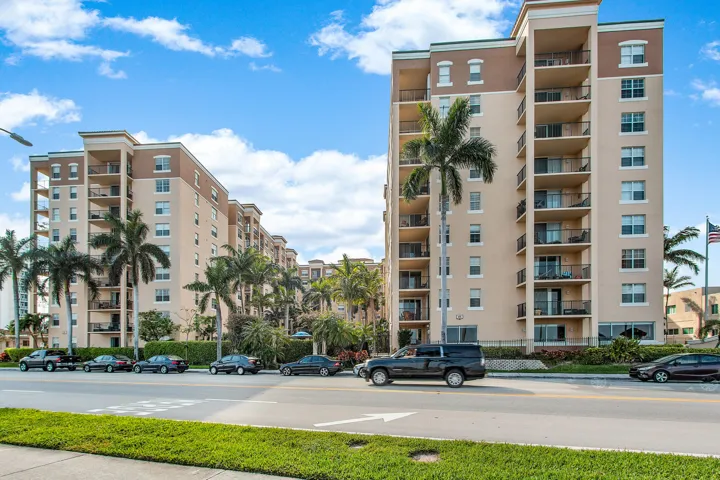 001-1801NorthFlaglerDrive-535-WestPalmBe