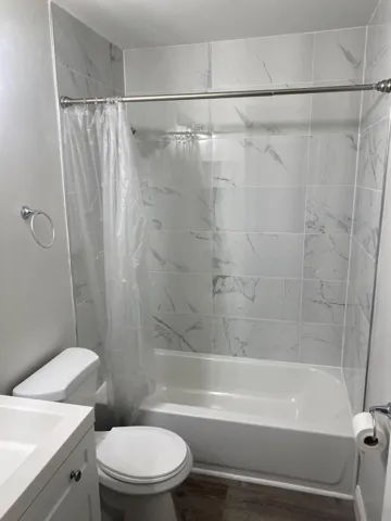 173 Cypress_Guest Bath