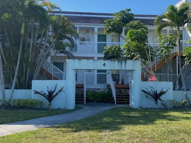 173 Cypress_exterior
