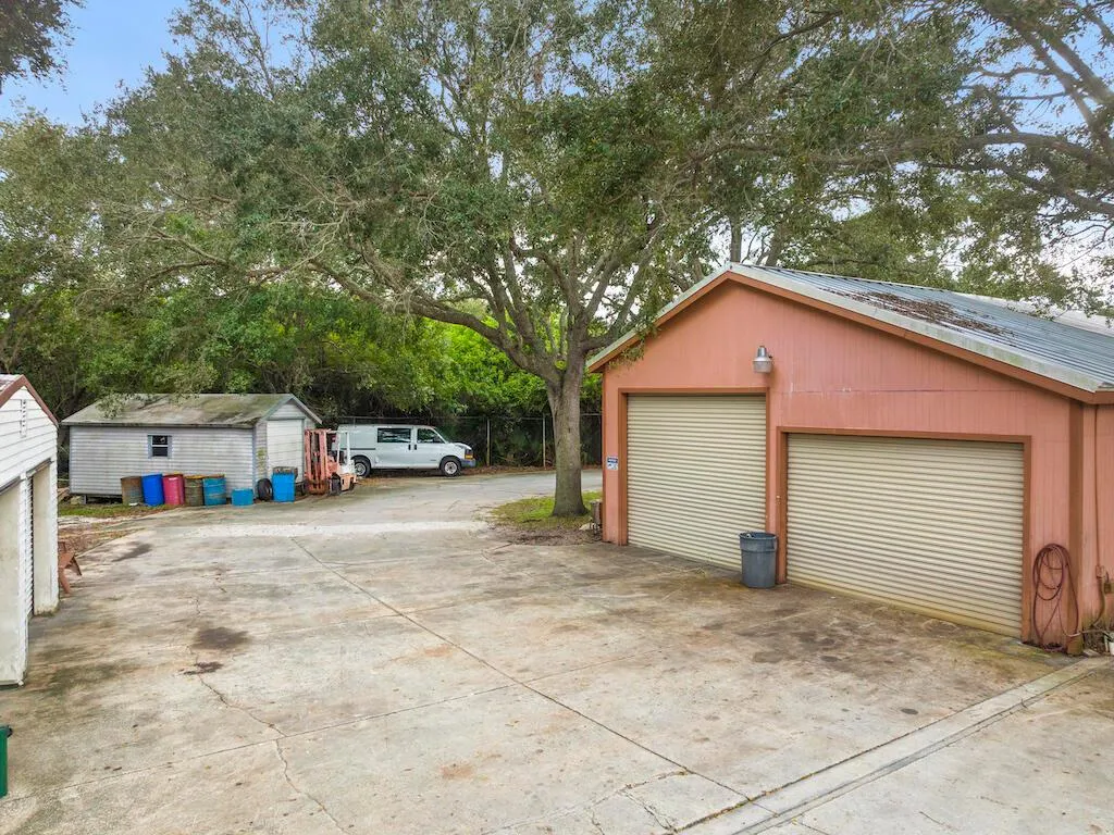 Property photo 25