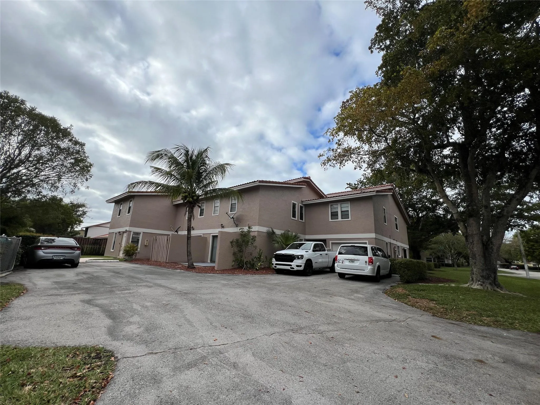 Property photo 44