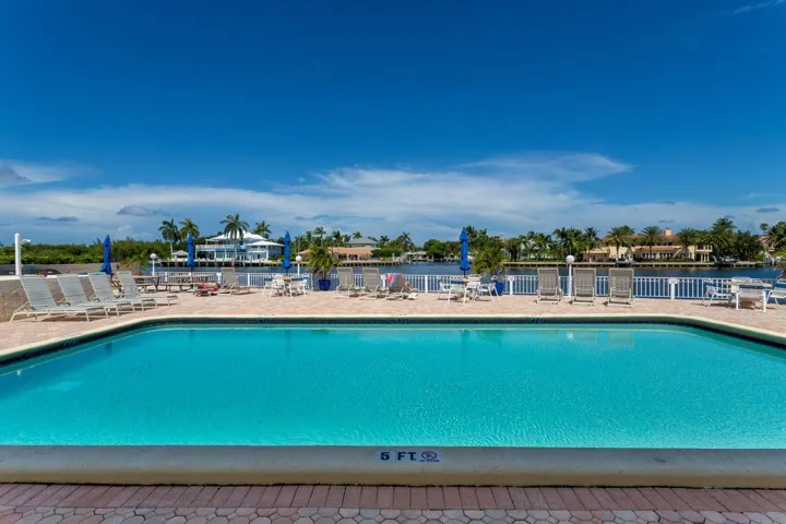 Direct Intra Coastal heated pool