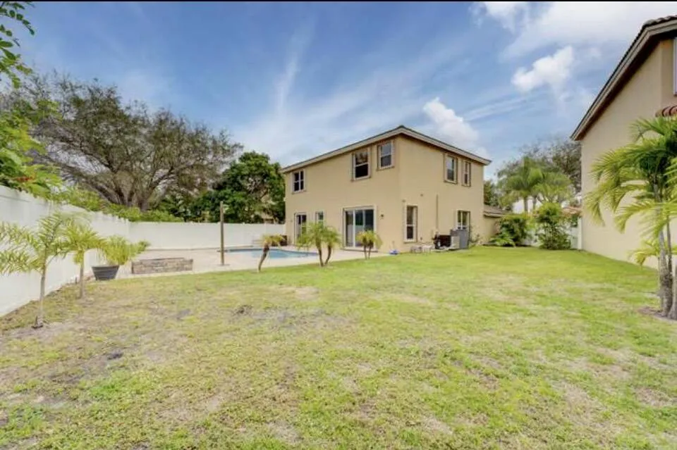 Property photo 38