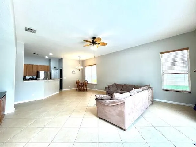 beyc678c05e06fe19