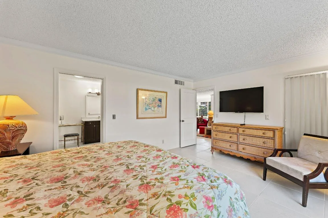 023-527BrackenwoodPl-PalmBeachGardens-SM