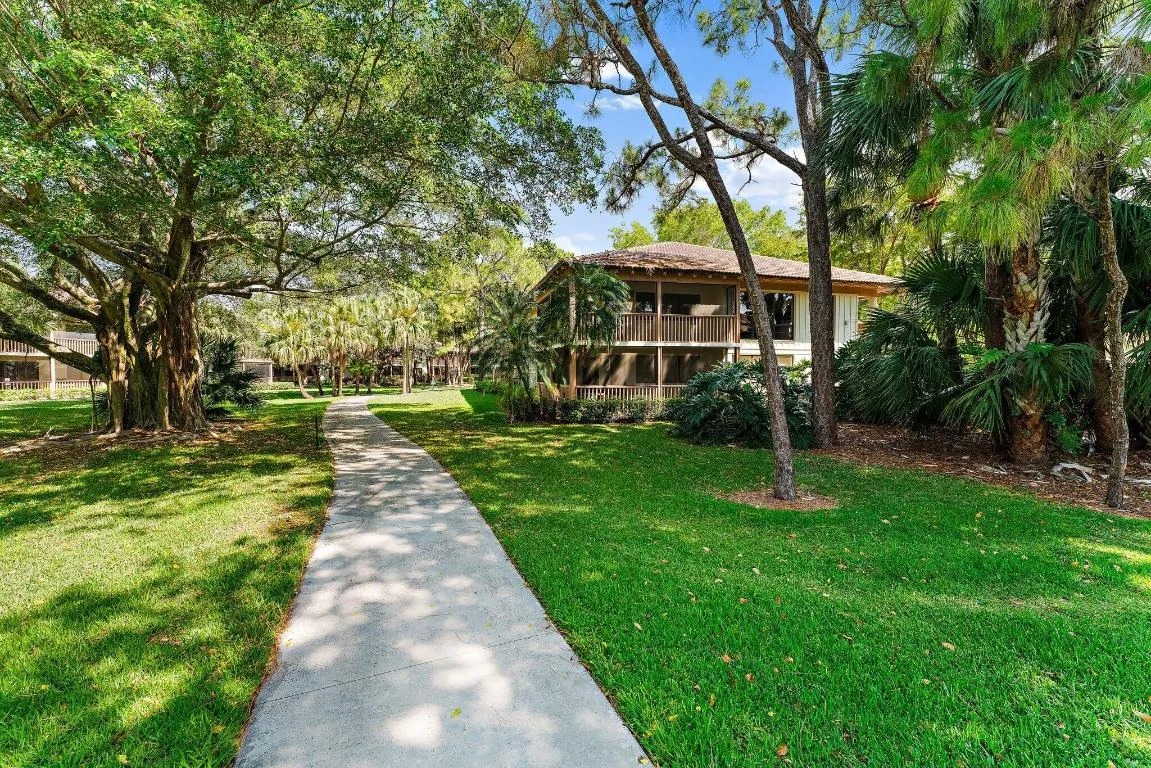 040-527BrackenwoodPl-PalmBeachGardens-SM