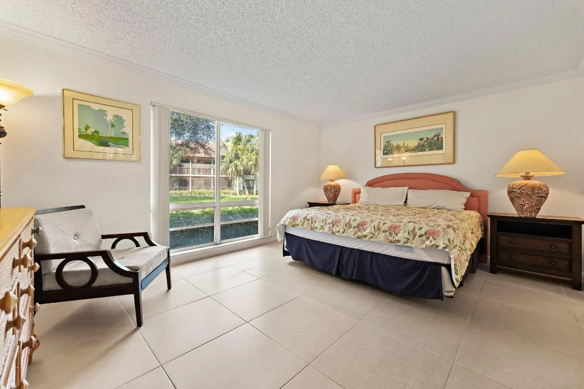 021-527BrackenwoodPl-PalmBeachGardens-SM