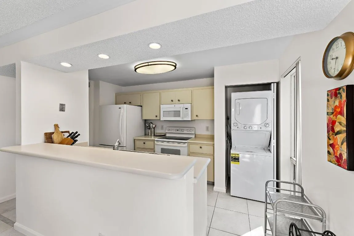 011-527BrackenwoodPl-PalmBeachGardens-SM