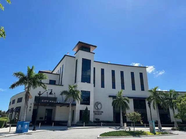 CITY HALL & LIBRARY