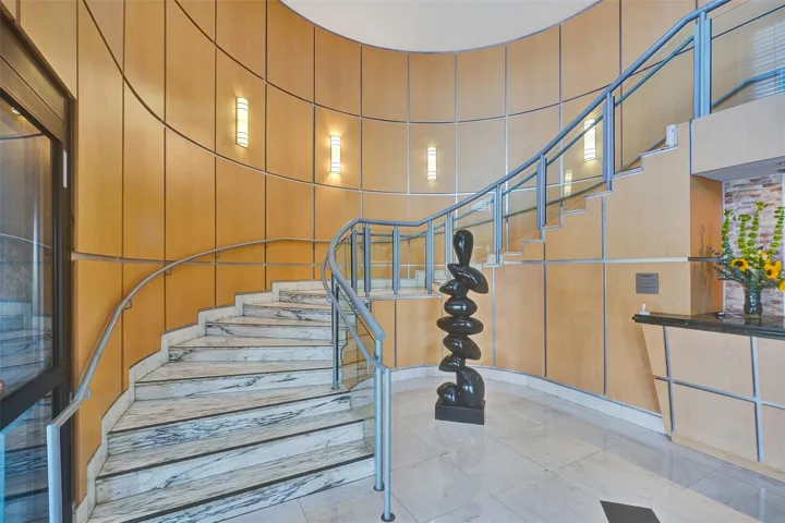 Aquasol Lobby