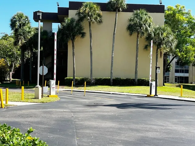 SIDE OF BUILDING