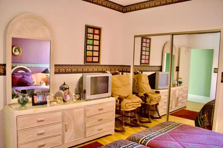 GUEST BEDROOM