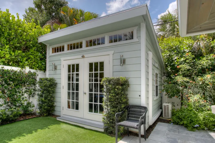 322 NW 16 St New-10