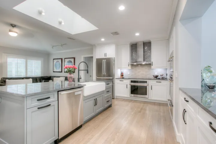 322 NW 16 St-11