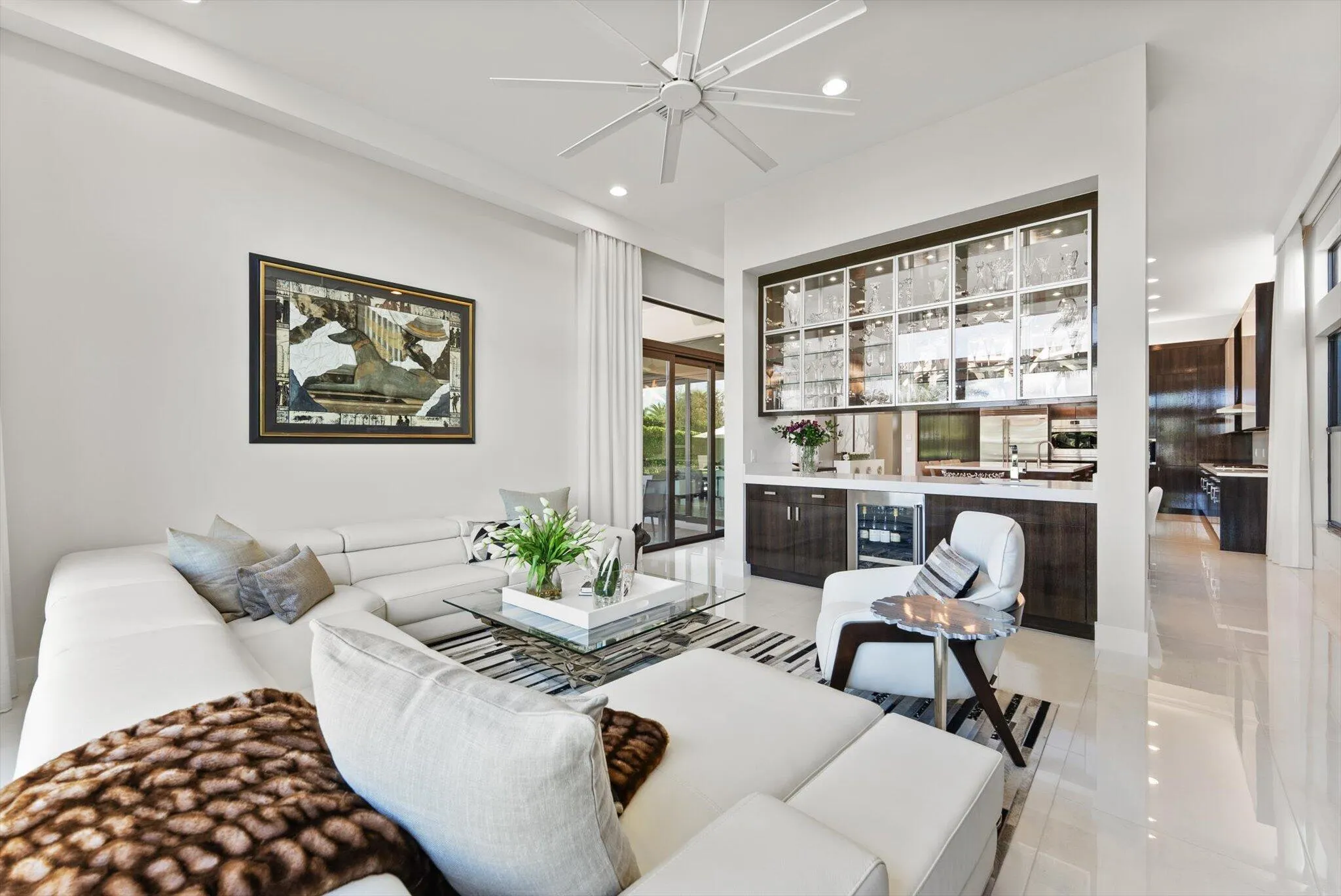 ENTERTAINMENT/GAME ROOM