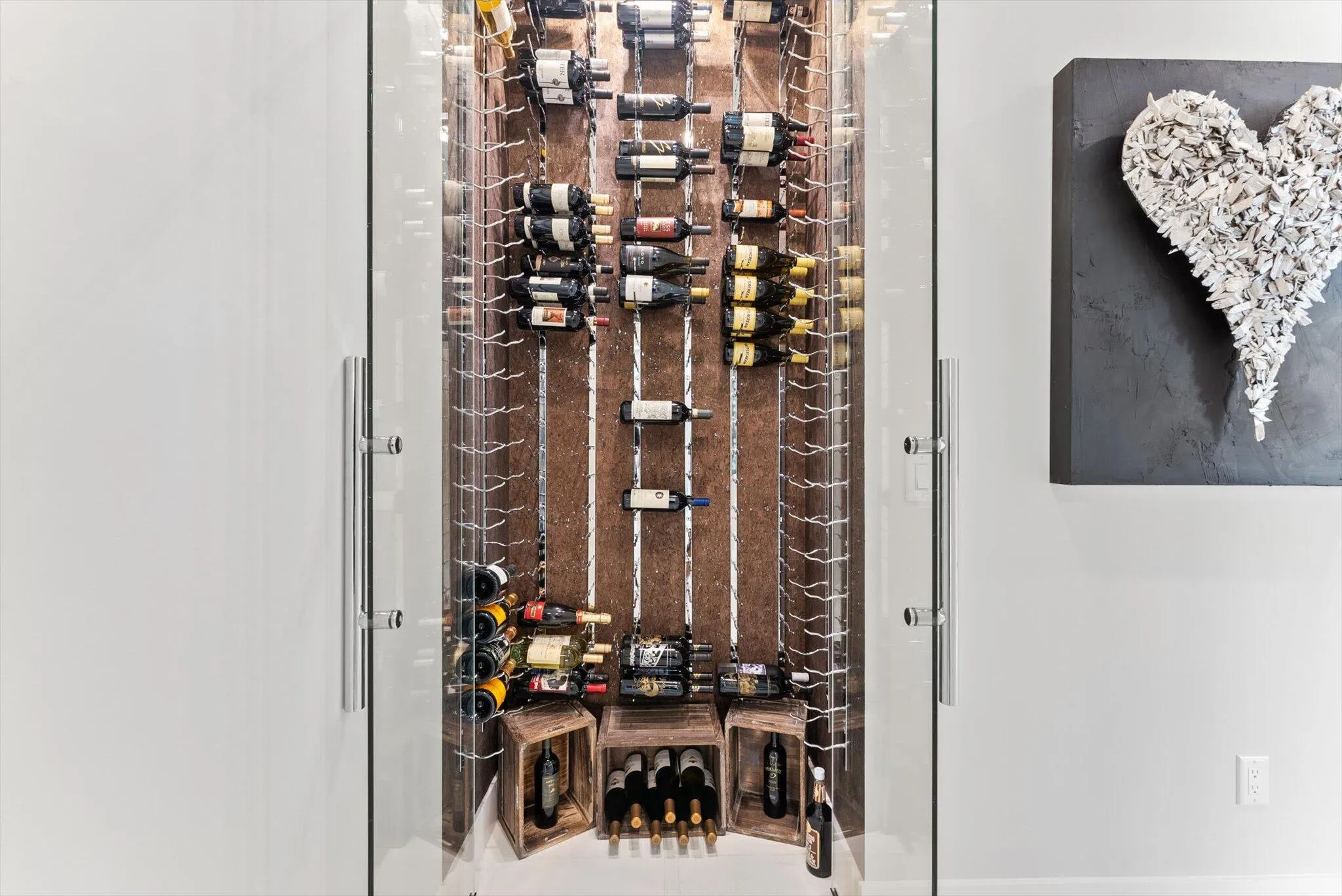 CUSTOM WINE STORAGE