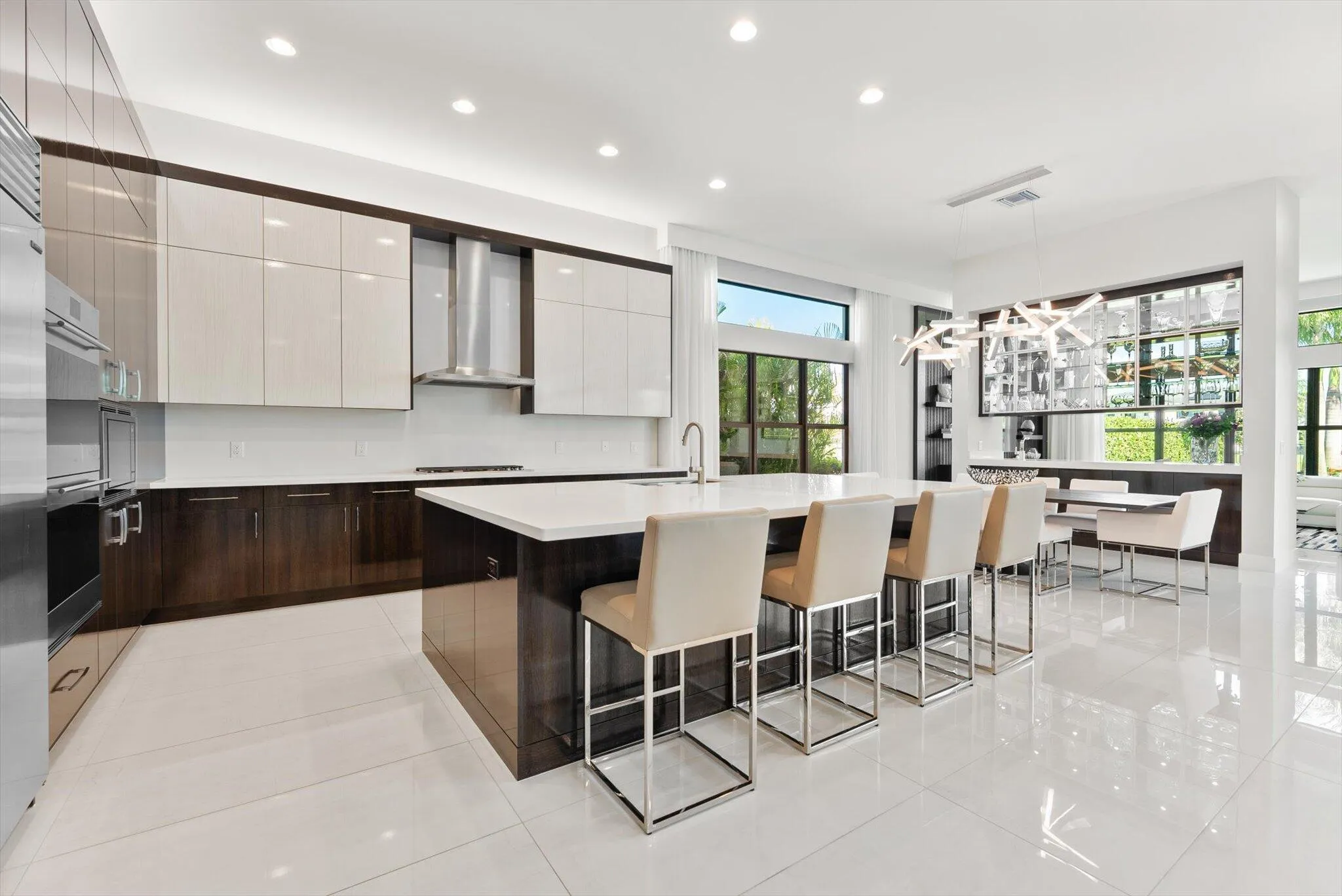 GOURMET CHEF'S KITCHEN