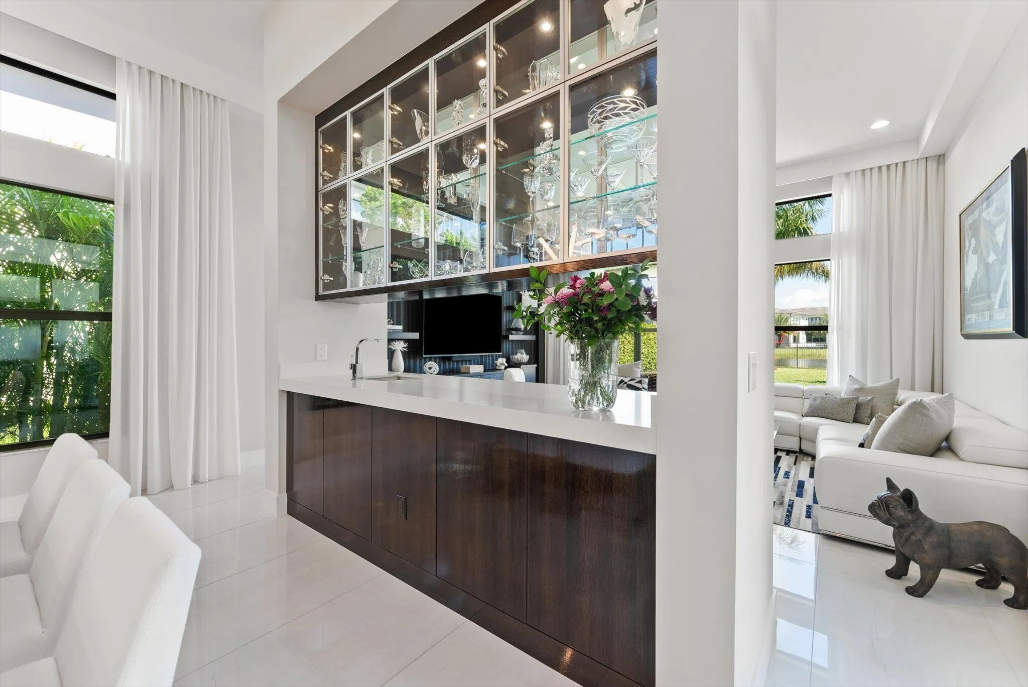 CUSTOM WET BAR