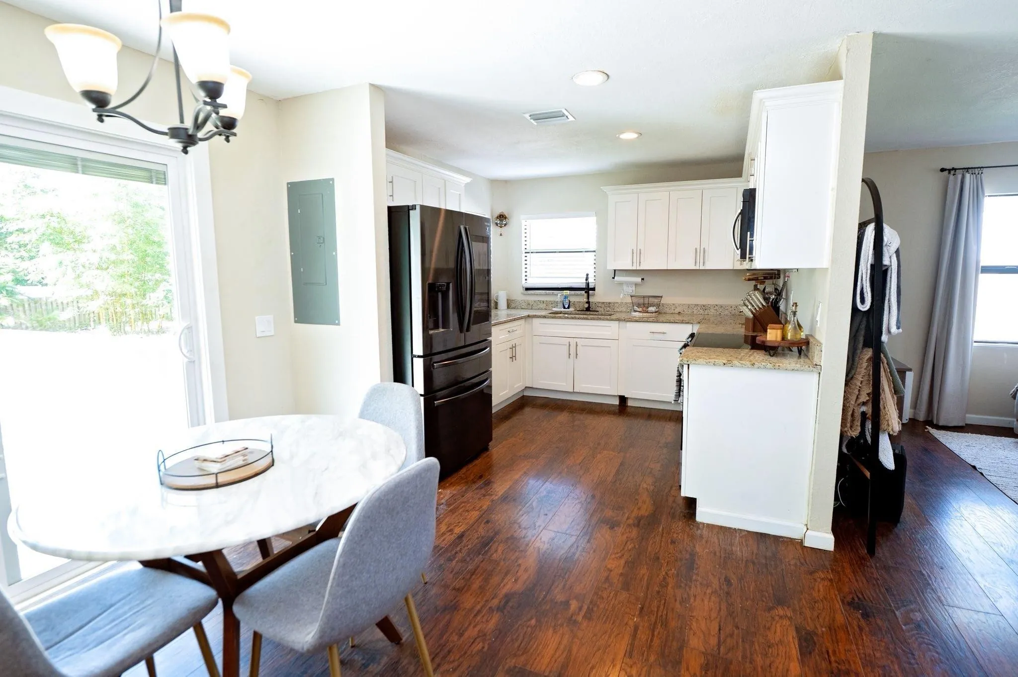 Kitchen and dining area