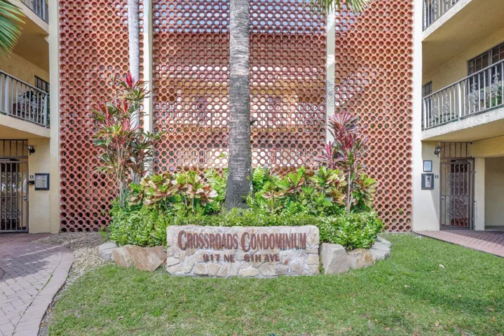 Crossroads Community