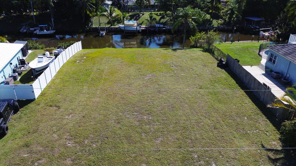 Property photo 32