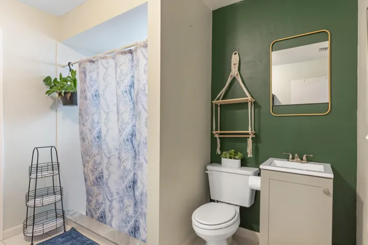 cabana bathroom 1