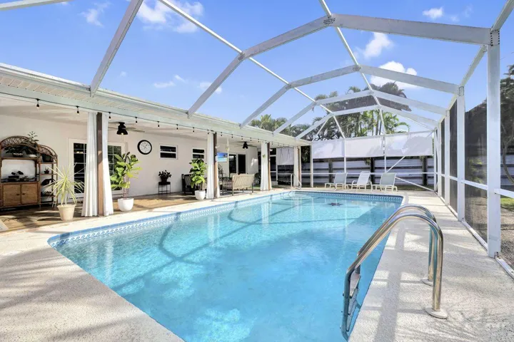 Pool (3)